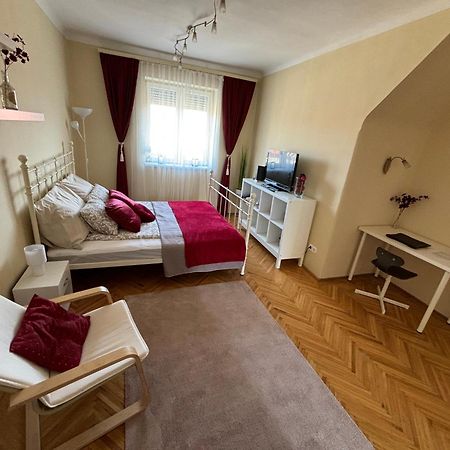 Downtown Hideaway Apartman Budapest Exterior photo