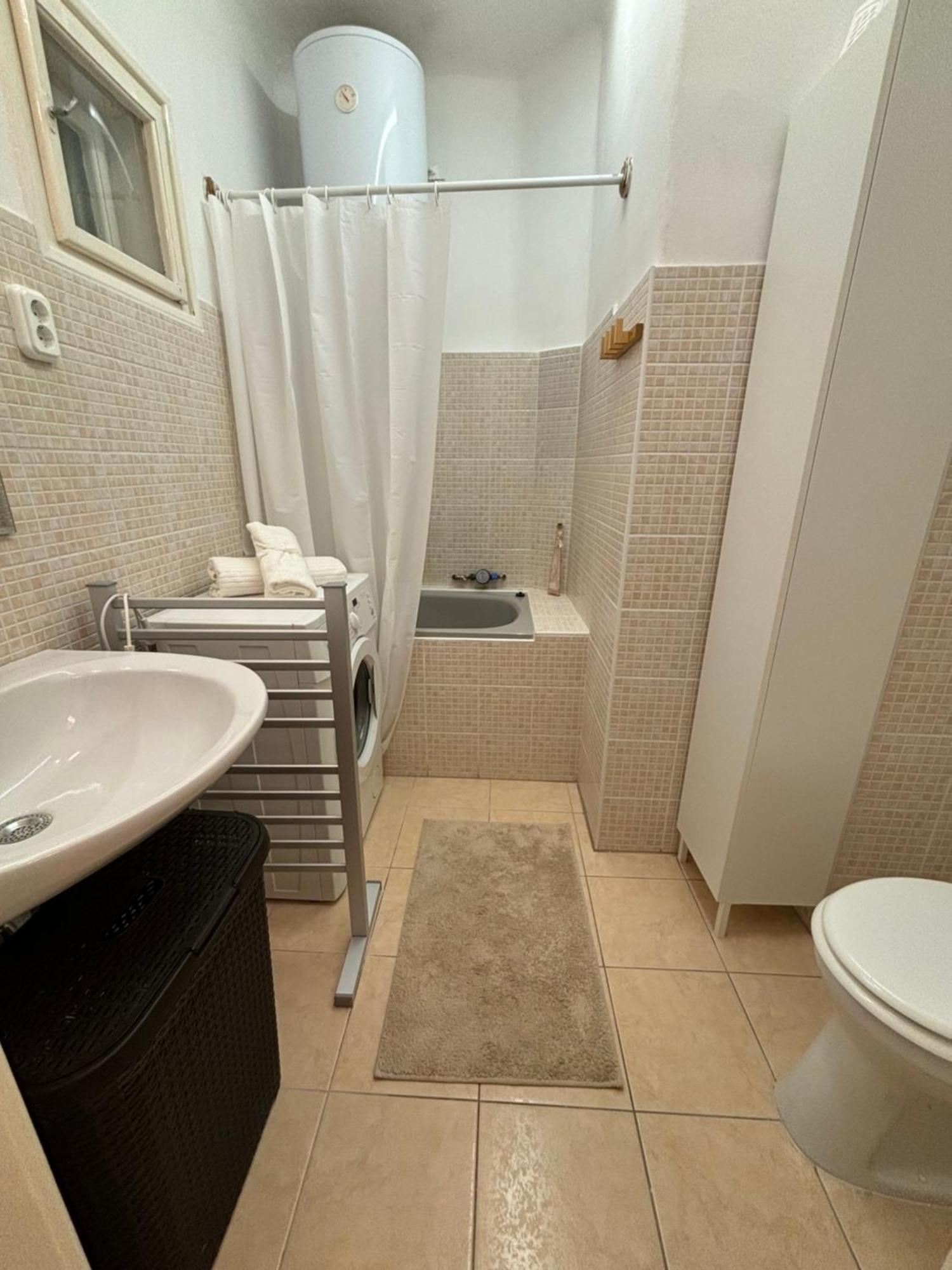 Downtown Hideaway Apartman Budapest Exterior photo